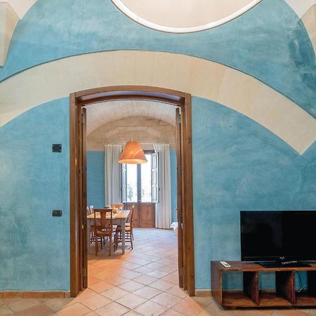 1 Bedroom Awesome Apartment In Lecce Le Exterior photo